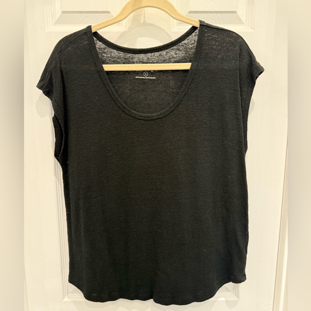 Universal Thread Black Relaxed Cap Sleeve Tee